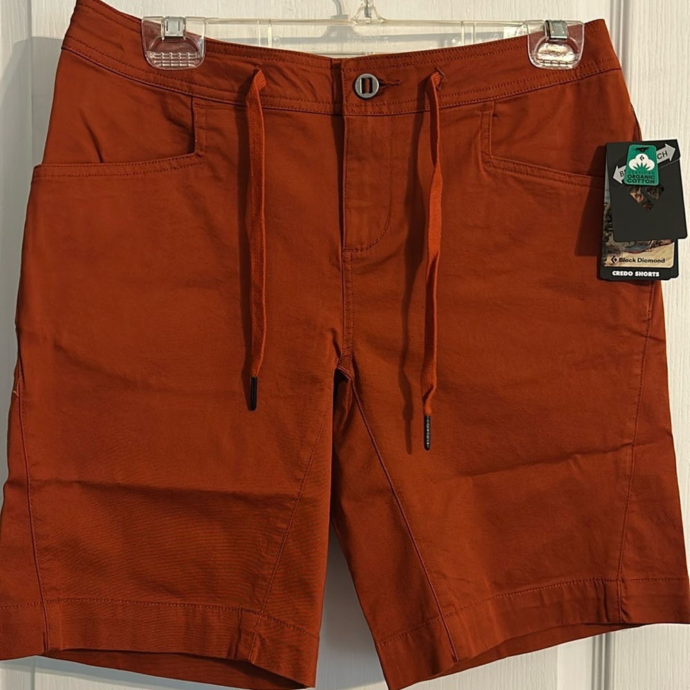 Women’s Black Diamond Burnt Sienna size 8 shorts New with tags